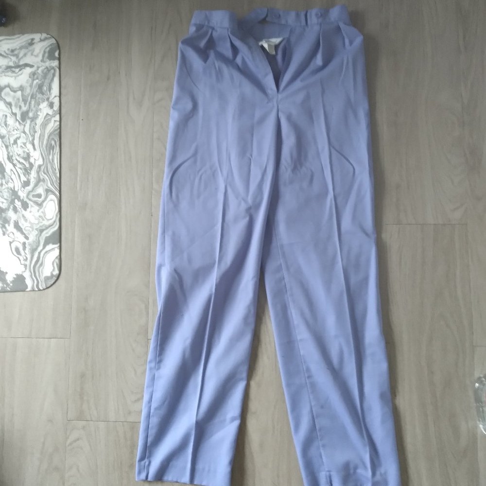 Lilac trousers